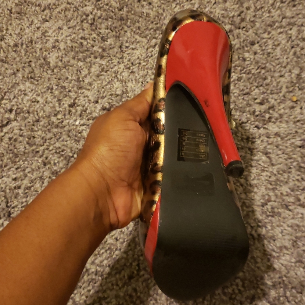 Heels - Picture 3 of 7
